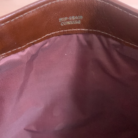 Vintage Leather Briefcase - Picture 5 of 9